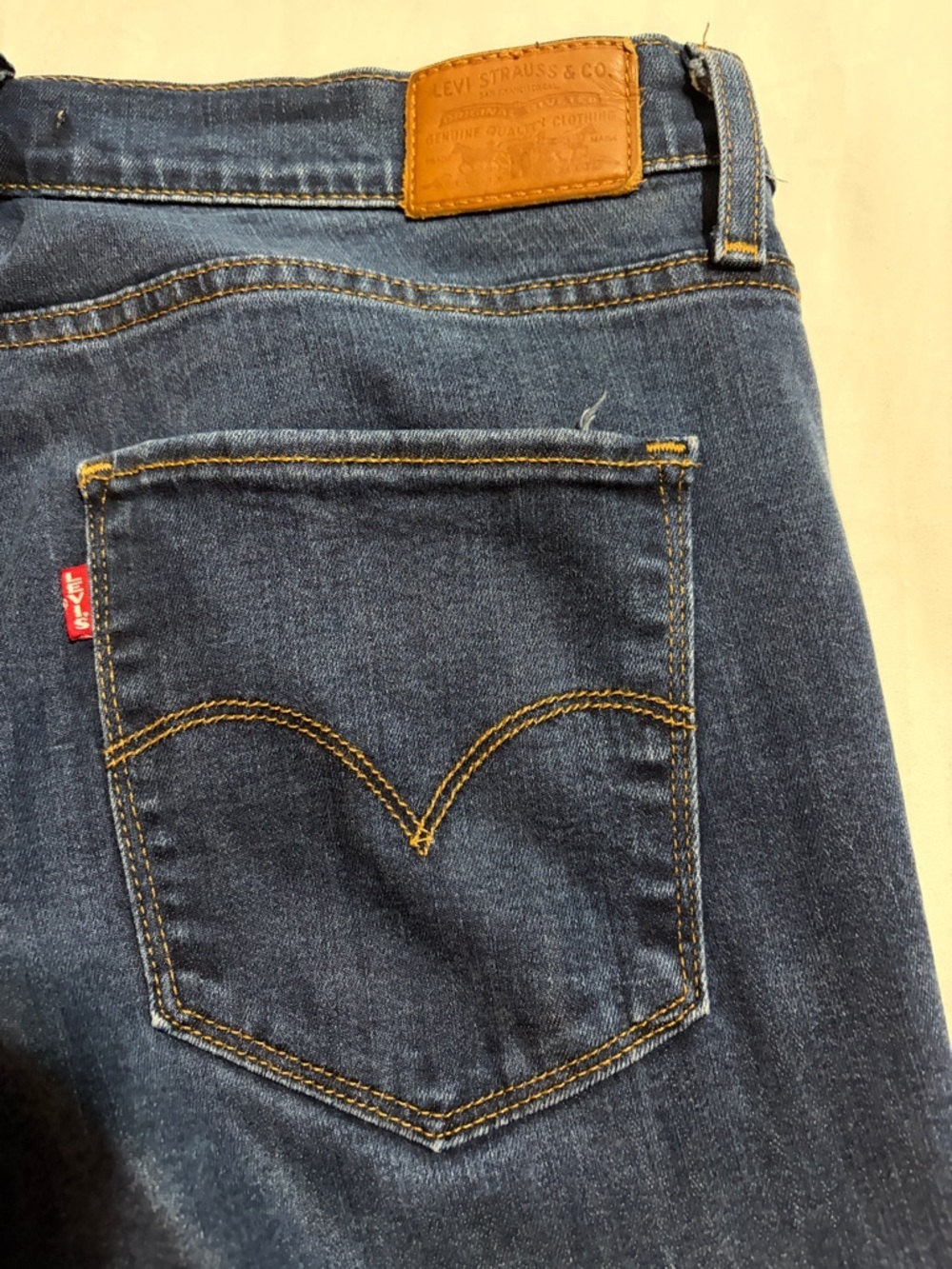 Levi's 724 High Rise Straight Leg Jeans in Dark Blue NWOT - Picture 6 of 7
